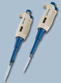  Automatic Micropipettes تستخدم لسحب قياس محدد ومعروف من السوائل المختلفة.